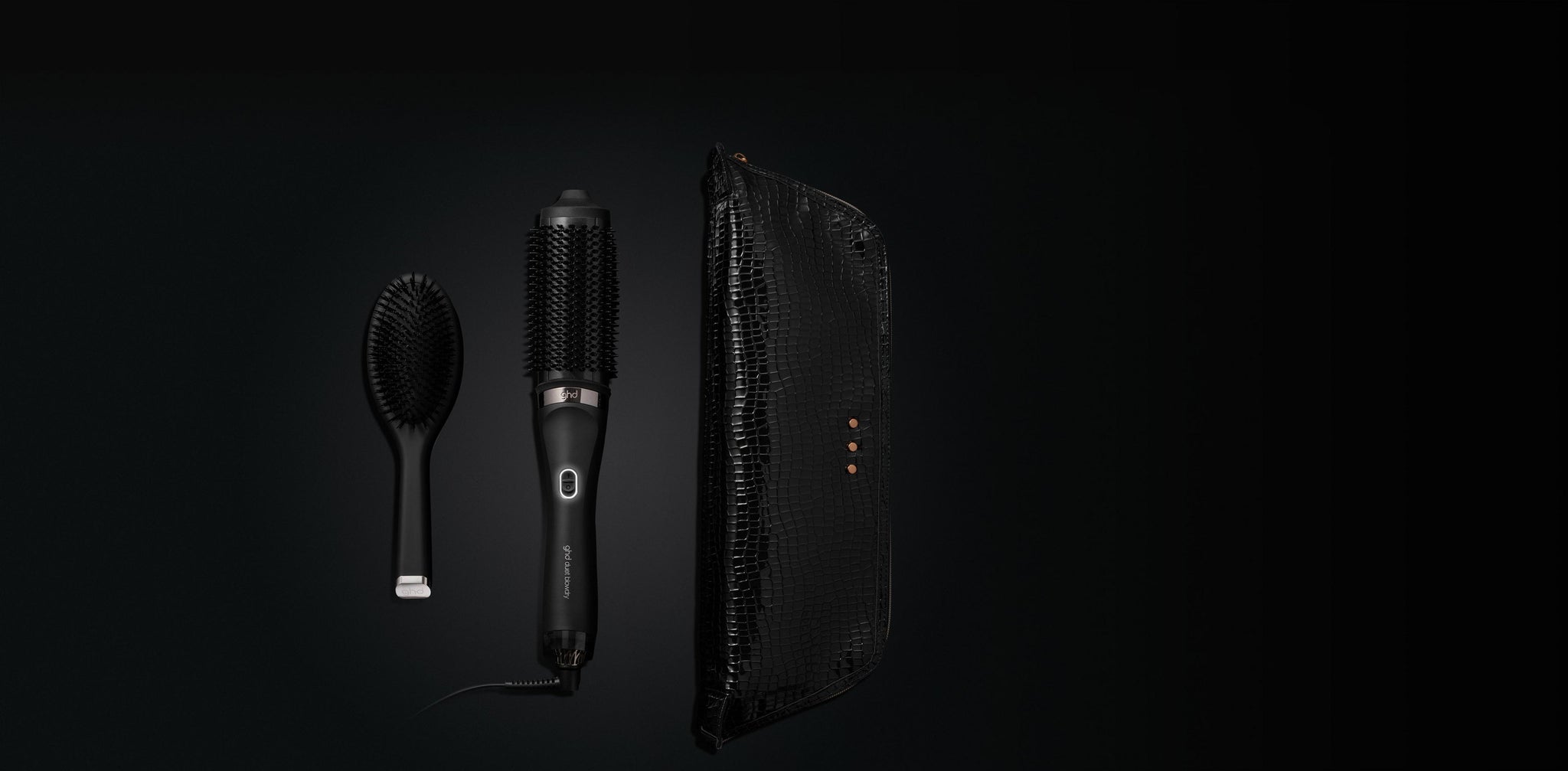 ghd Duet Blowdry Brush Cherry Chic Gift Set (2025) at Eds Hair Bramhall (Manchester)