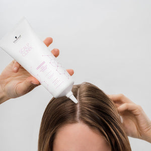 Schwarzkopf Professional Scalp Clinix Microbiome Pre-Shampoo Scrub at Eds Hair Bramhall